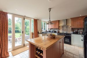 Photo 24- click for photo gallery